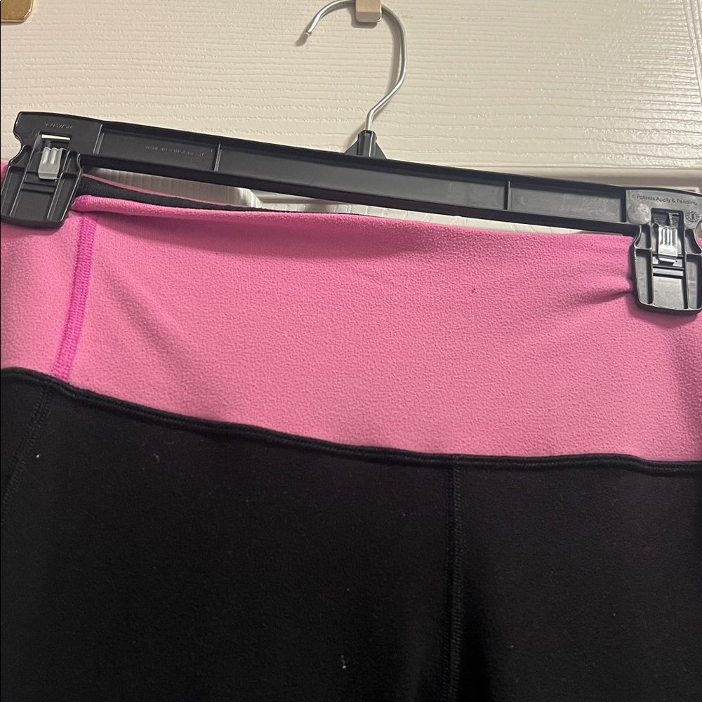 Lululemon - Picture 2 of 2